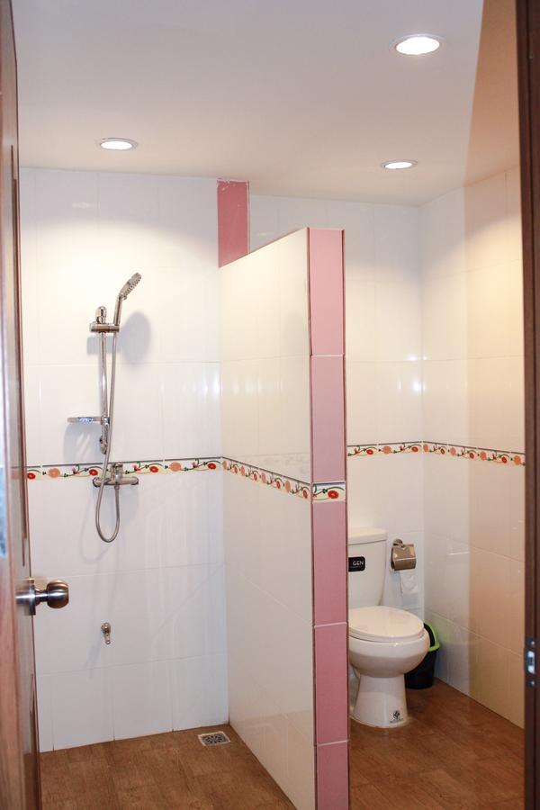 Menam Resort Nakhon Pathom Exterior foto